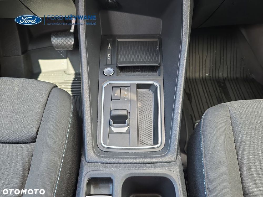 Ford Transit Connect - 21