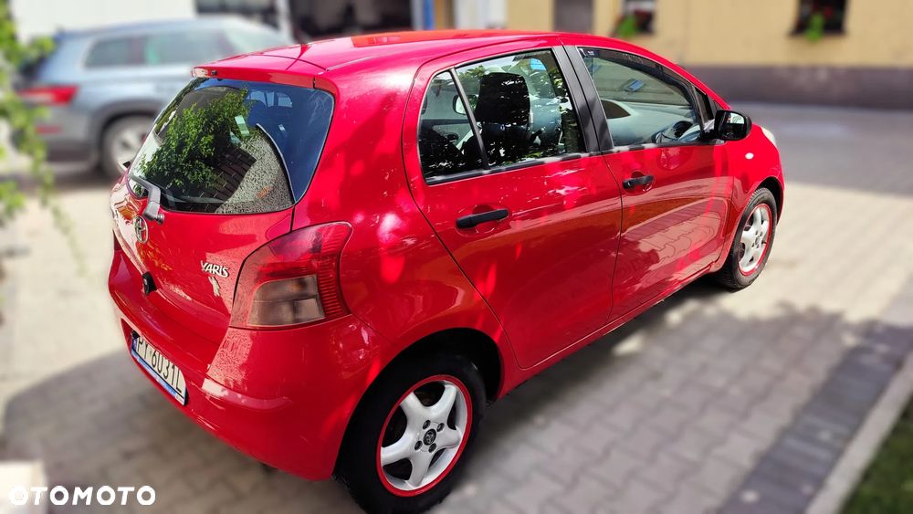 Toyota Yaris 1.0 VVT-i Luna - 4