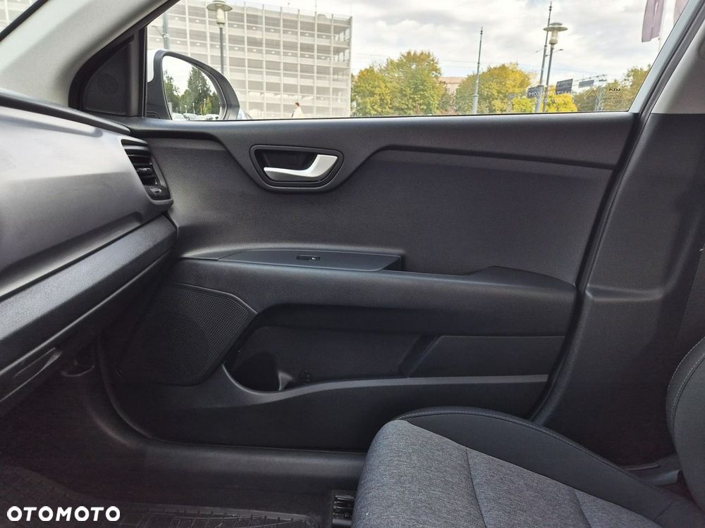 Kia Stonic 1.2 M - 35