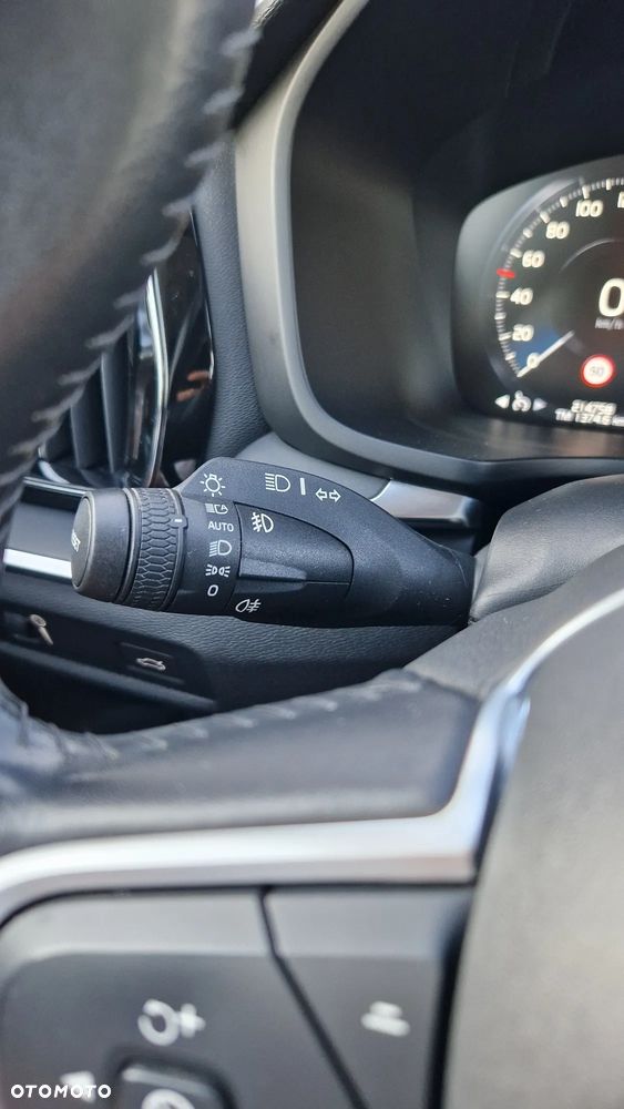 Volvo V60 D3 Momentum Pro - 20
