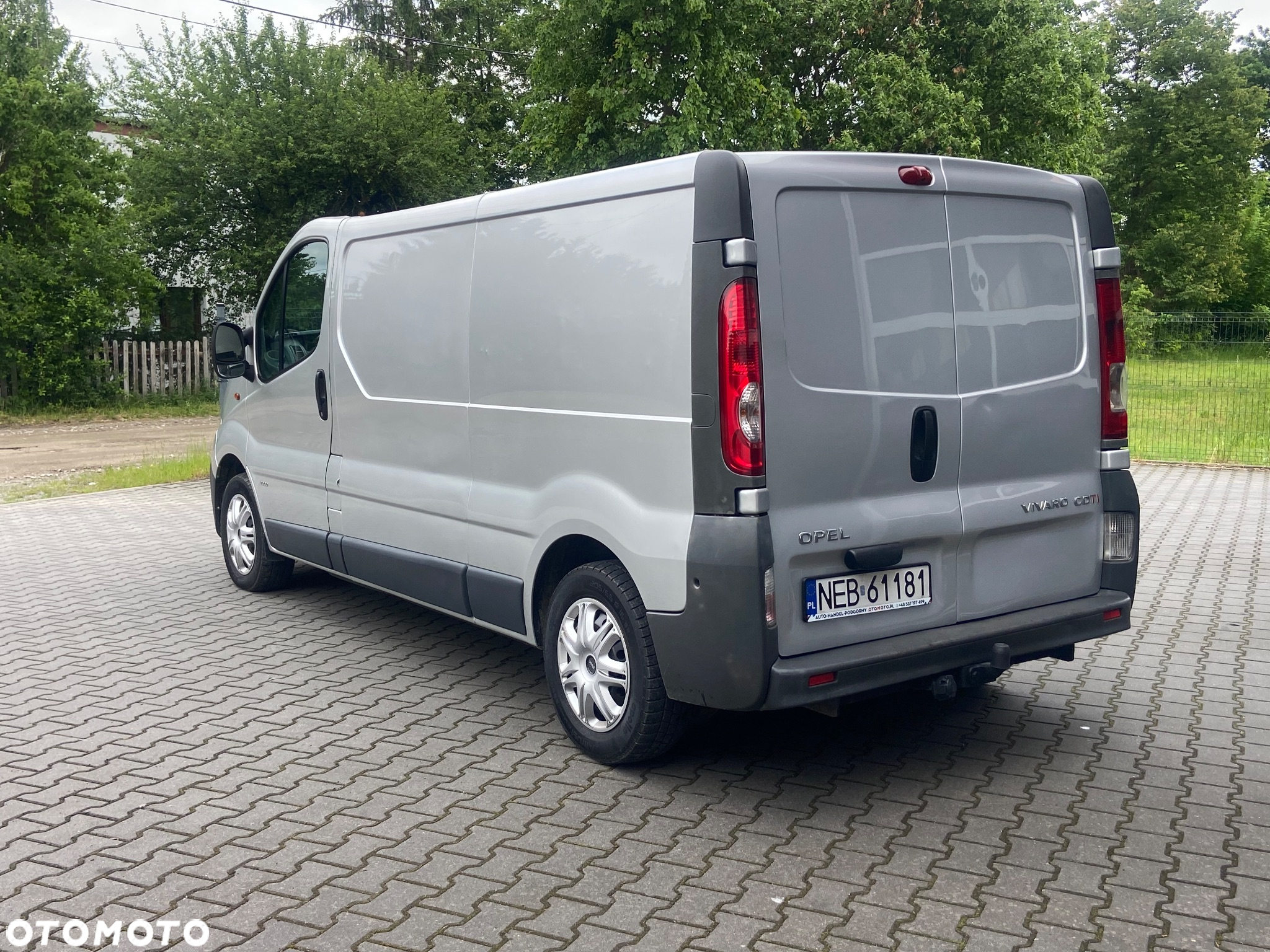 Opel Vivaro - 2