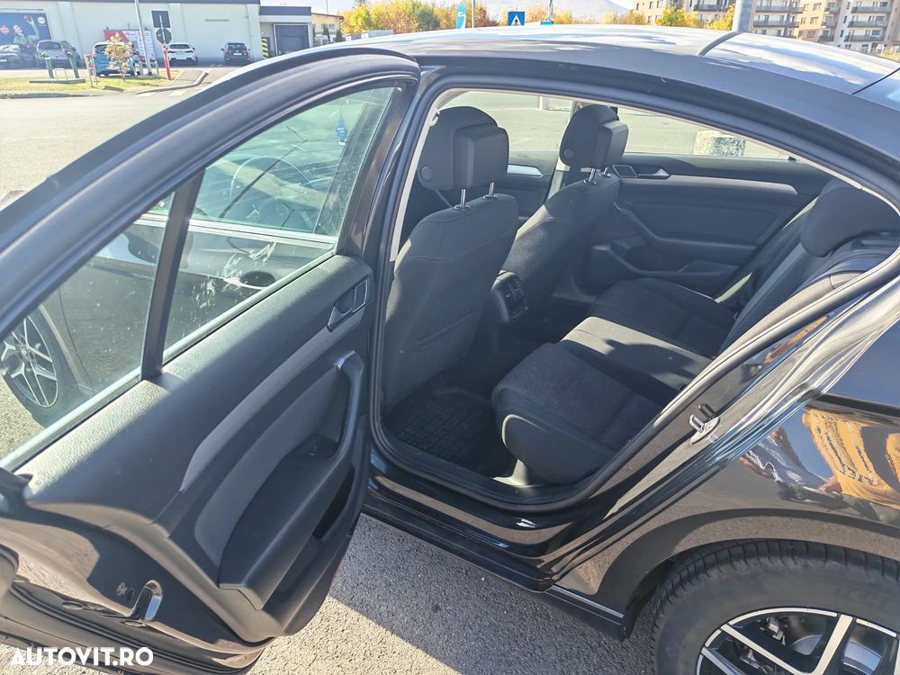 VOLKSWAGEN Passat 2019 — imagine 8