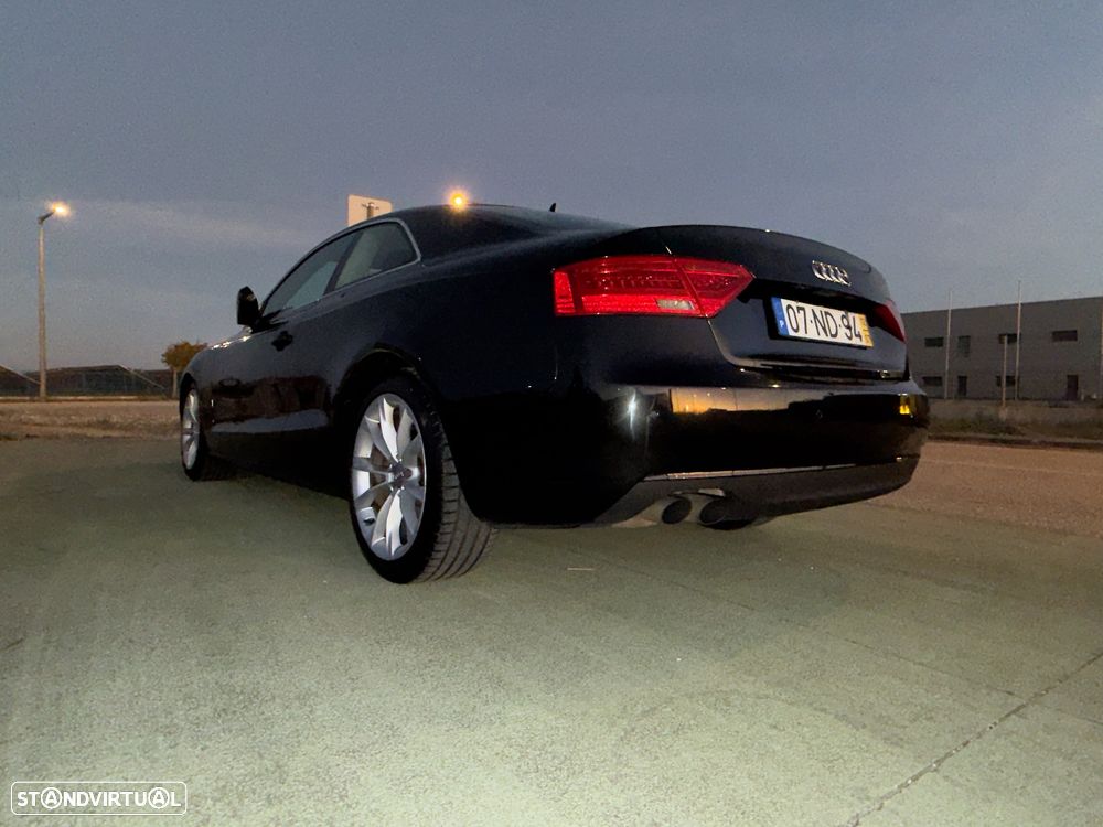 Audi A5 2.0 TDI Business Line Sport - 38