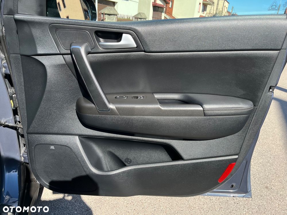 Kia Sportage 1.6 GDI Business Line 2WD - 24