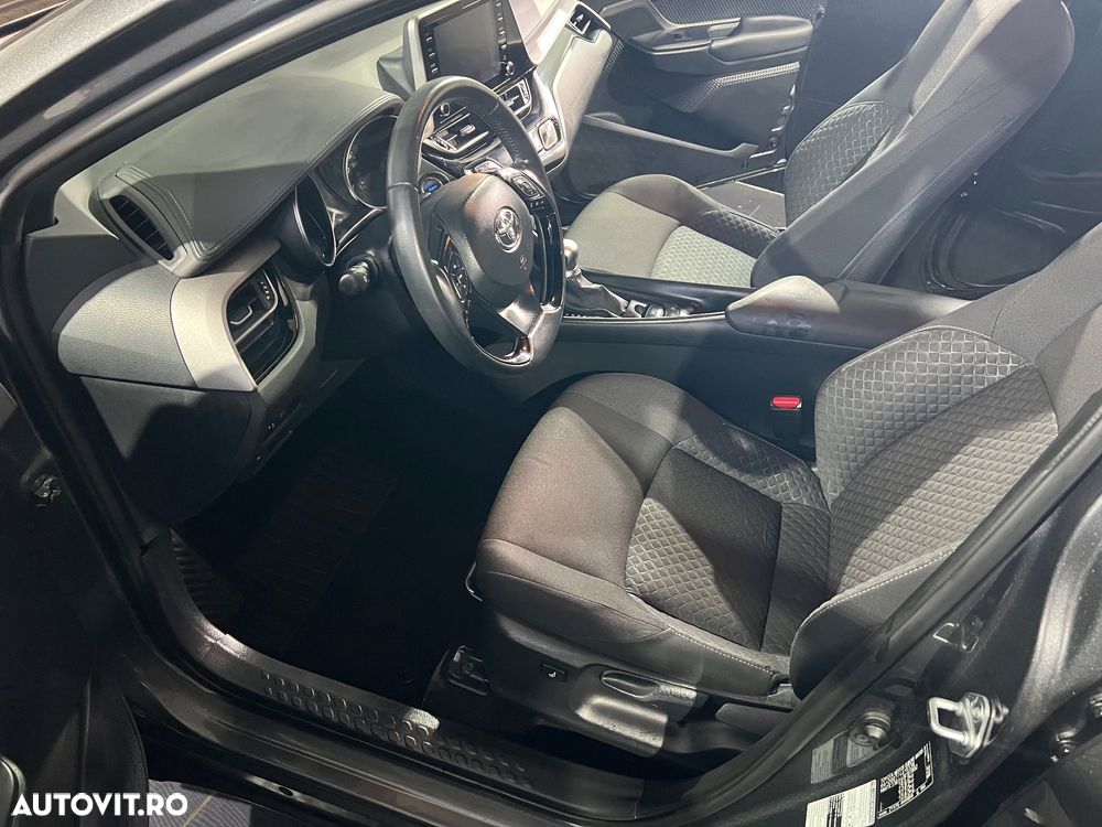 Toyota C-HR 1.8 HSD 122 CP 4x2 CVT C-ult Style - 6
