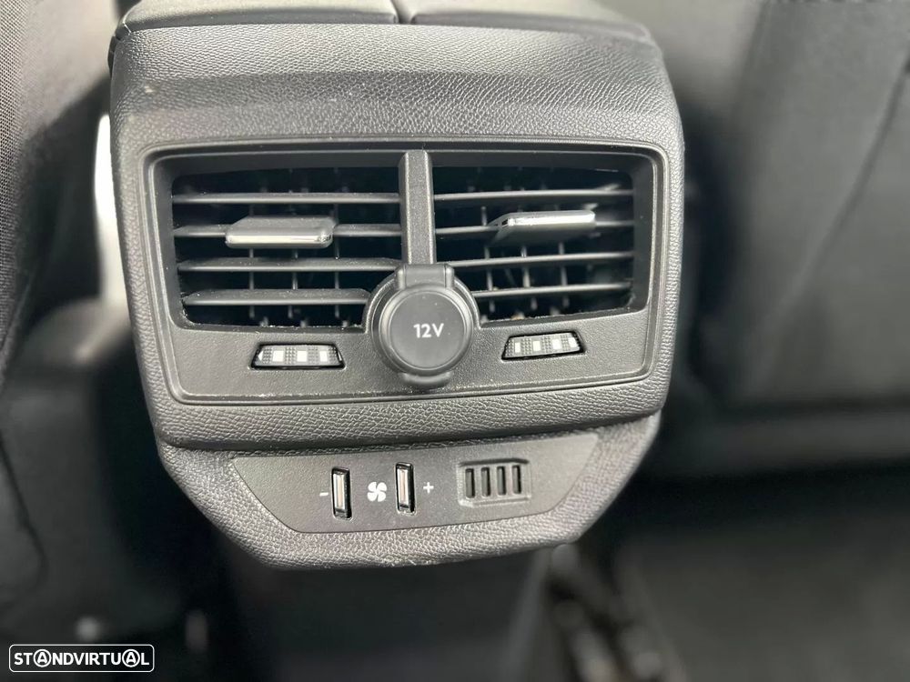 Peugeot 5008 1.2 PureTech Allure EAT8 - 12