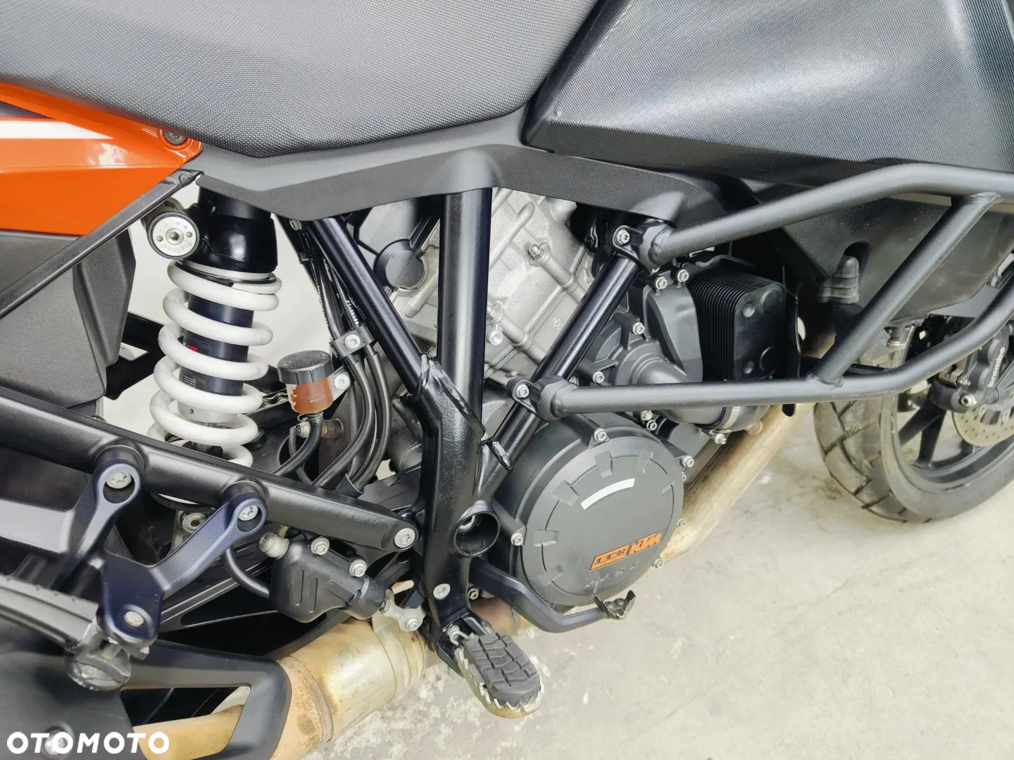 KTM Adventure - 7