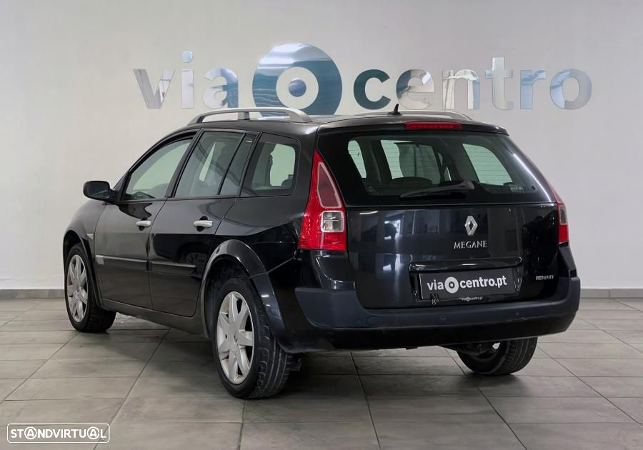 Renault Mégane Break 1.5 dCi Dynamique S - 2