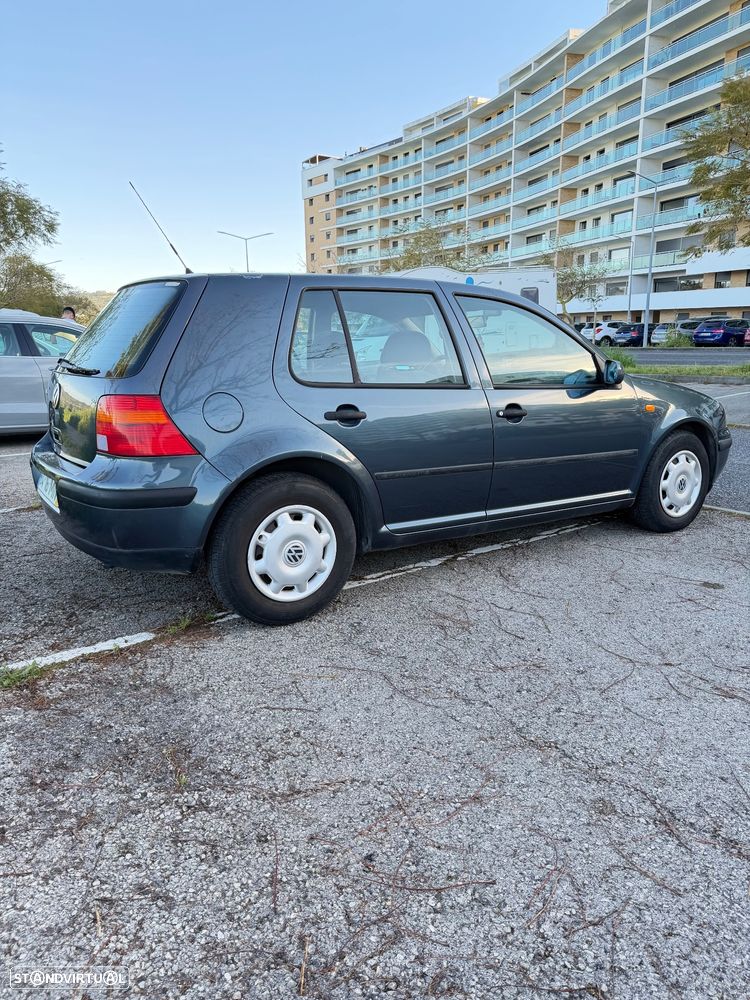 VW Golf 1.4i Confortline - 7