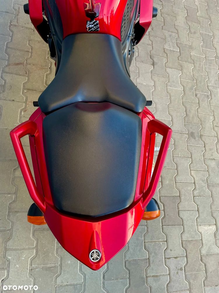 Yamaha FZ - 15