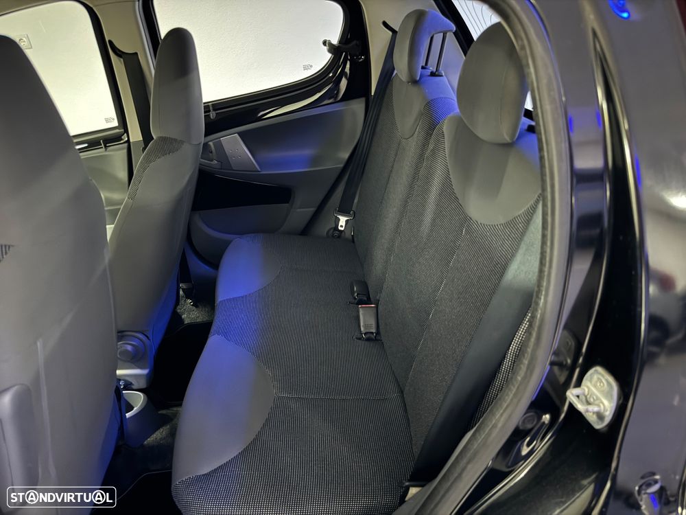 Peugeot 107 1.0 RC Line - 31