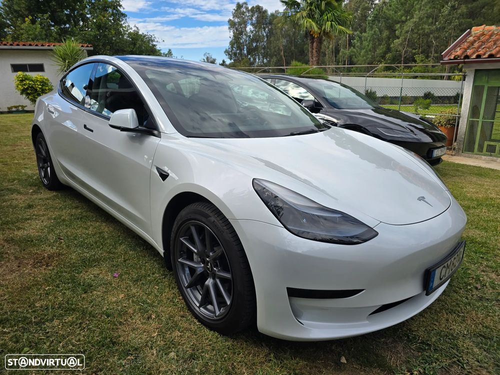 Tesla Model 3 Standard Range Plus RWD - 3