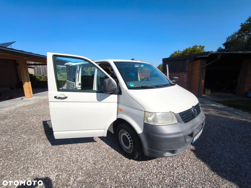 Volkswagen Transporter Shuttle L1 - 12
