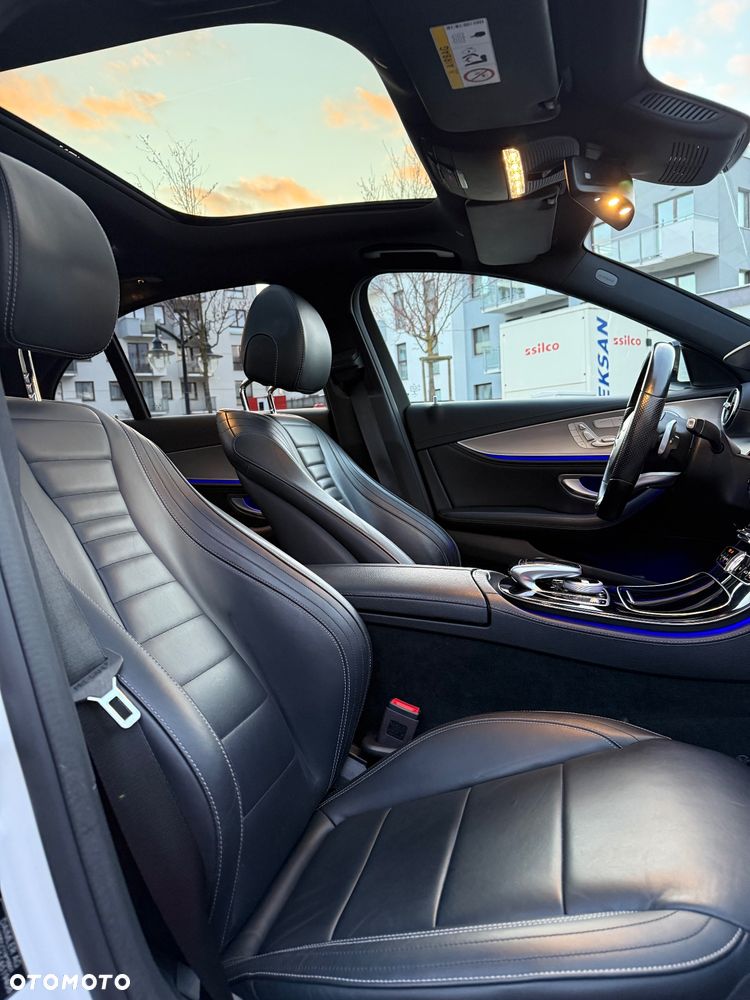 Mercedes-Benz Klasa E 220 d 4-Matic 9G-TRONIC - 9