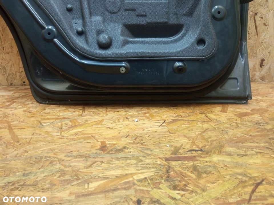 DRZWI LEWY TYŁ BMW X5 E70 PLATINGRAU METALLIC A68 - 6