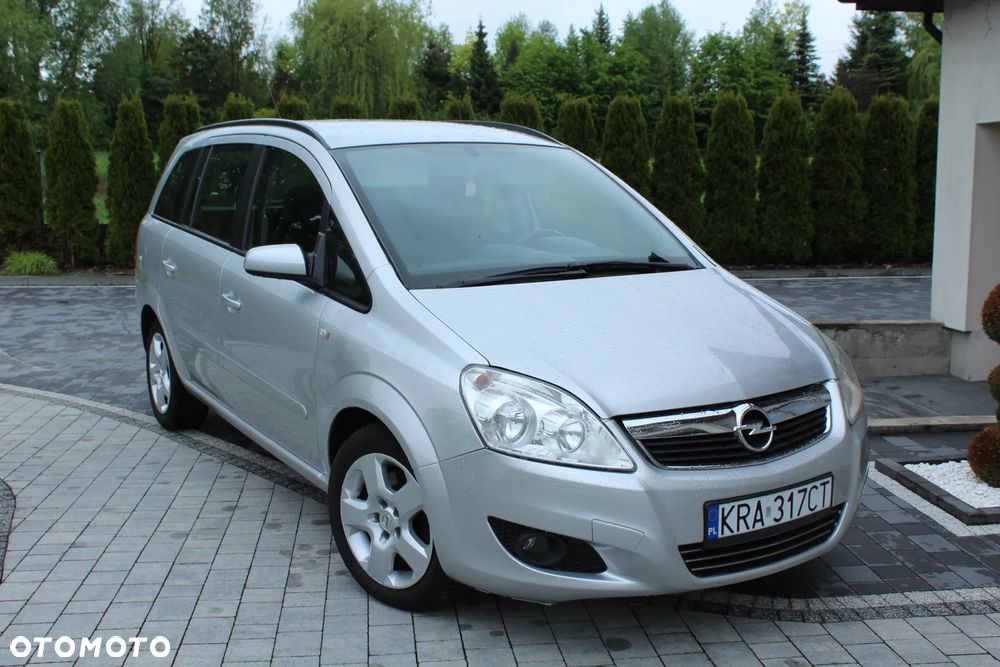 Opel Zafira 1.9 CDTI Cosmo - 1