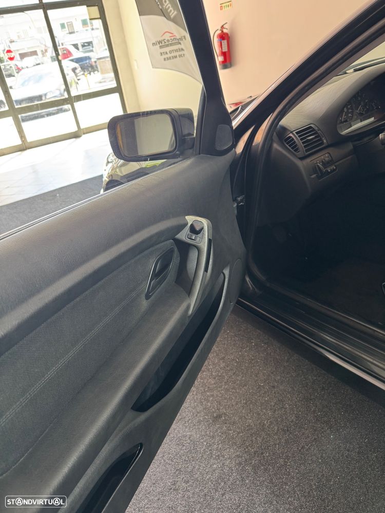 BMW 316 ti - 8