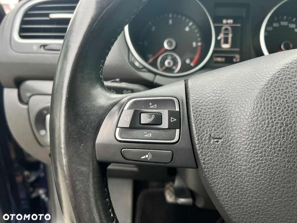 Volkswagen Golf 1.6 TDI DPF BlueMotion Technology Trendline - 25