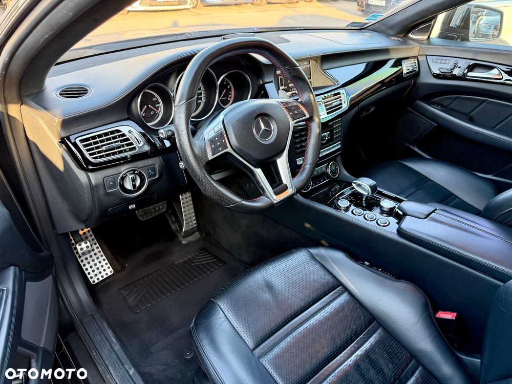 Mercedes-Benz CLS - 25