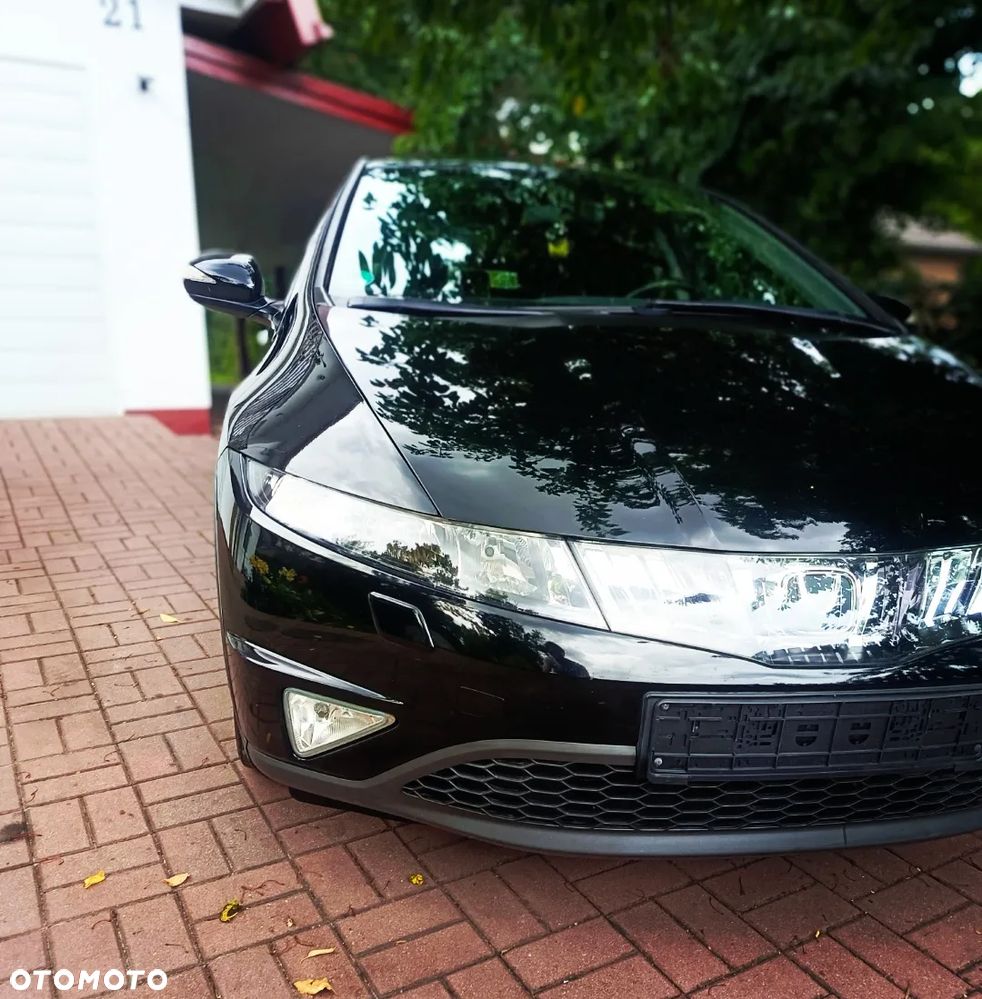 Honda Civic 1.8i-VTEC Sport - 2