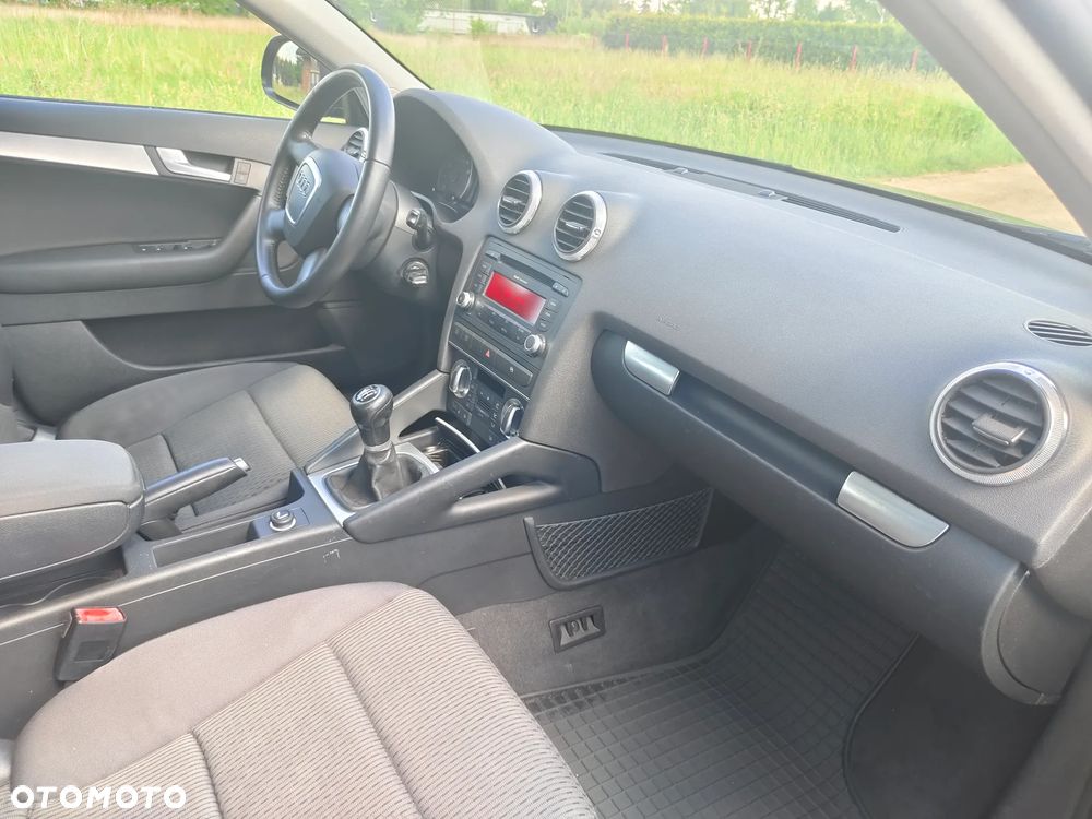 Audi A3 Sportback 1.4 TFSI Attraction - 18