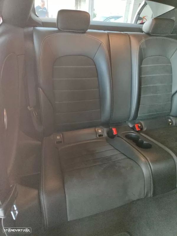 Mercedes-Benz C 250 d 9G-TRONIC AMG Line — fotografia 9