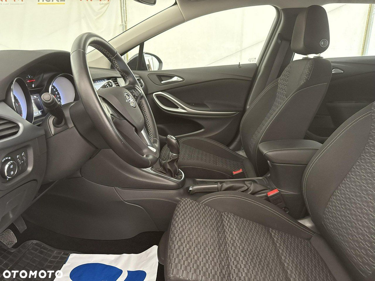 Opel Astra - 12