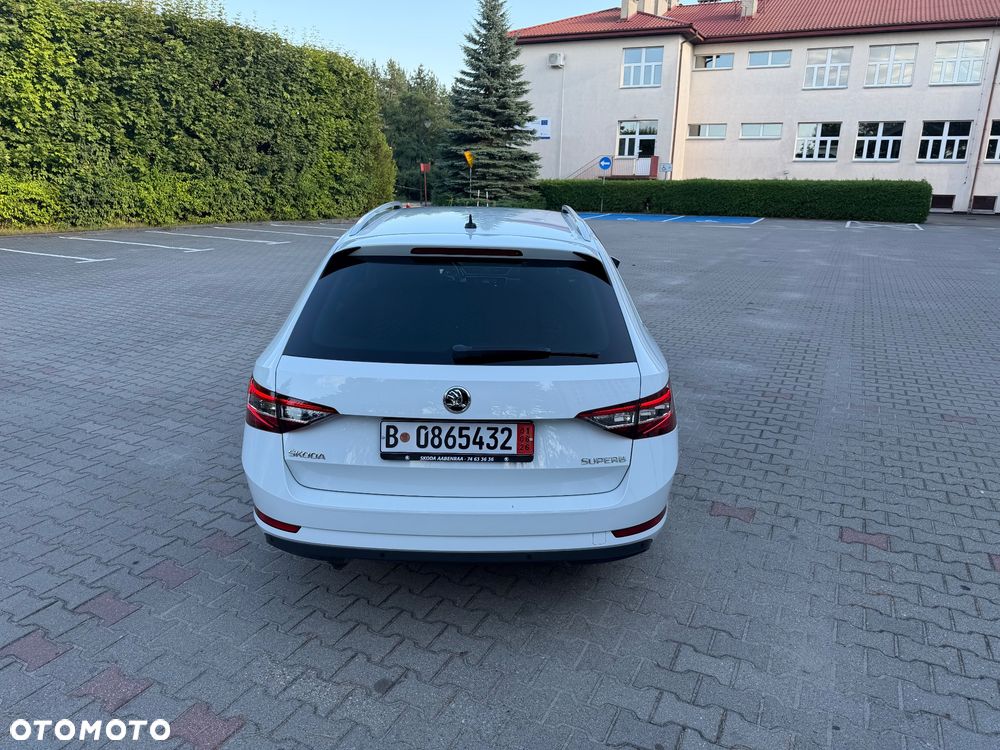Skoda Superb 1.5 TSI ACT L&K DSG - 7