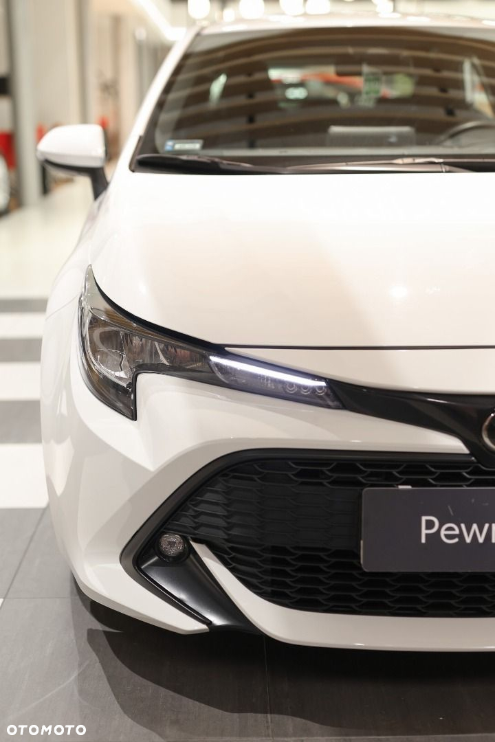 Toyota Corolla - 30
