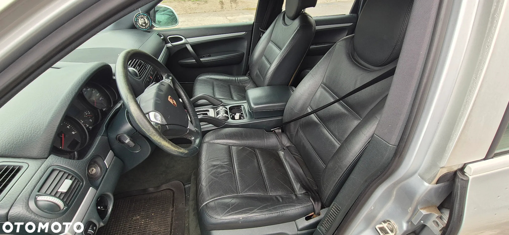 Porsche Cayenne - 19