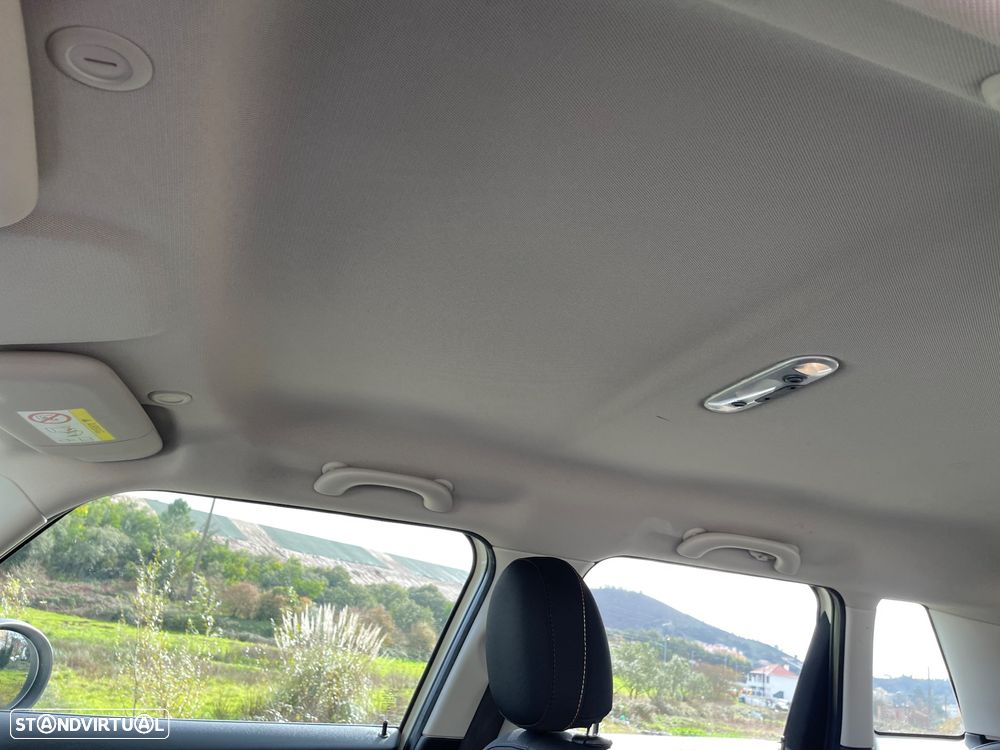 MINI 5 Portas One D - 12