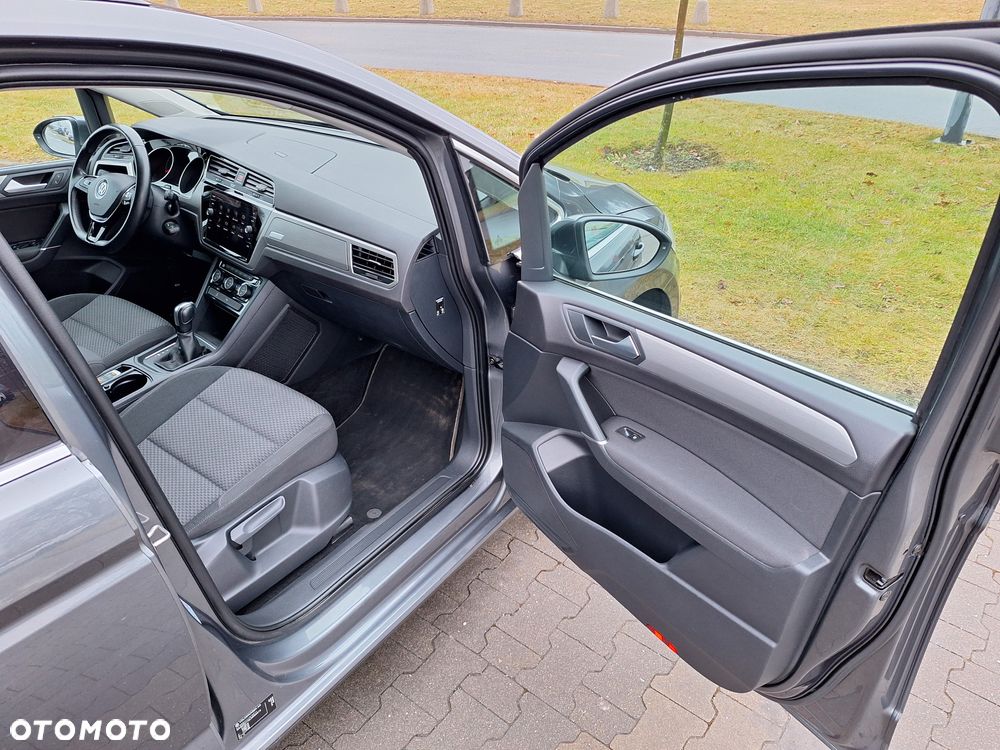 Volkswagen Touran 1.5 TSI EVO Comfortline Plus DSG - 22
