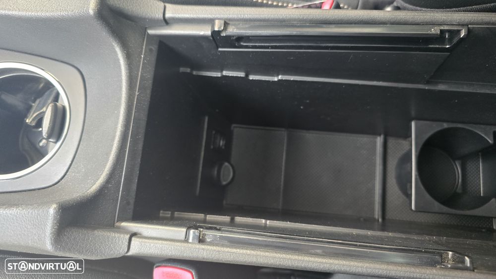 Toyota Avensis SW 2.0 D-4D Luxury+GPS - 31