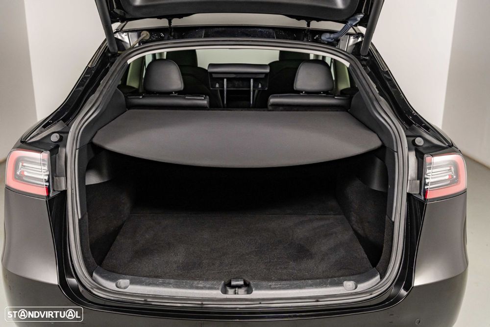 Tesla Model Y Long Range Tração Integral - 16