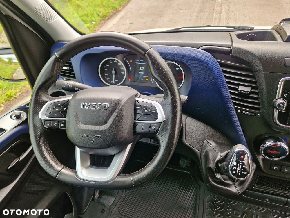 Iveco DAILY - 17