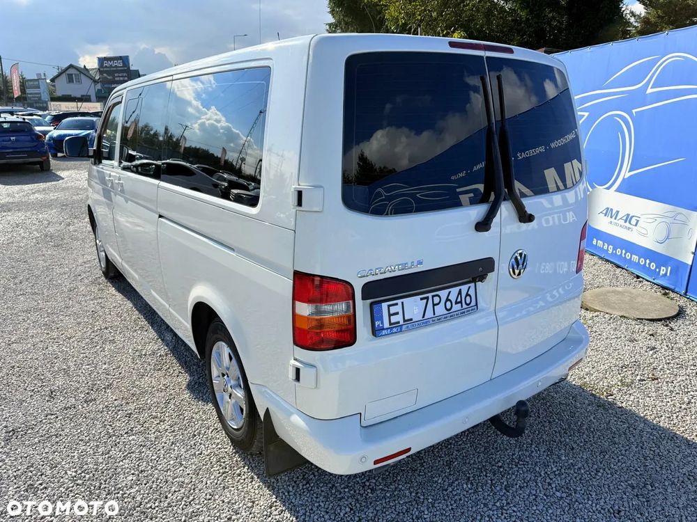 Volkswagen Caravelle - 8