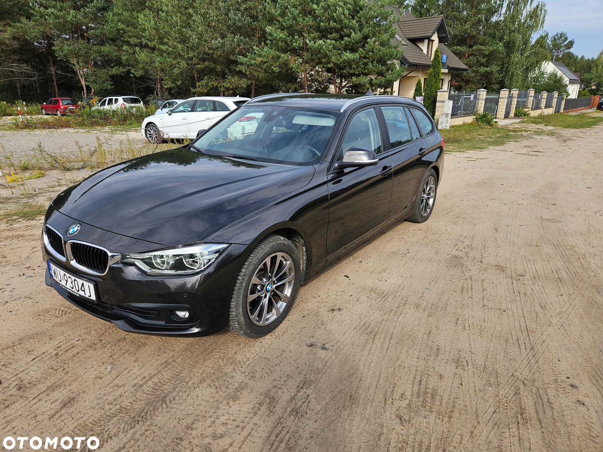 BMW Seria 3 330d xDrive - 2