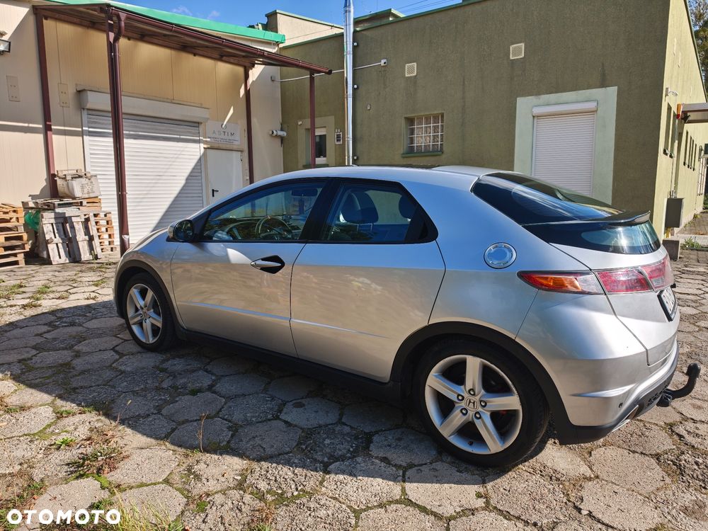 Honda Civic 1.8 Comfort - 1