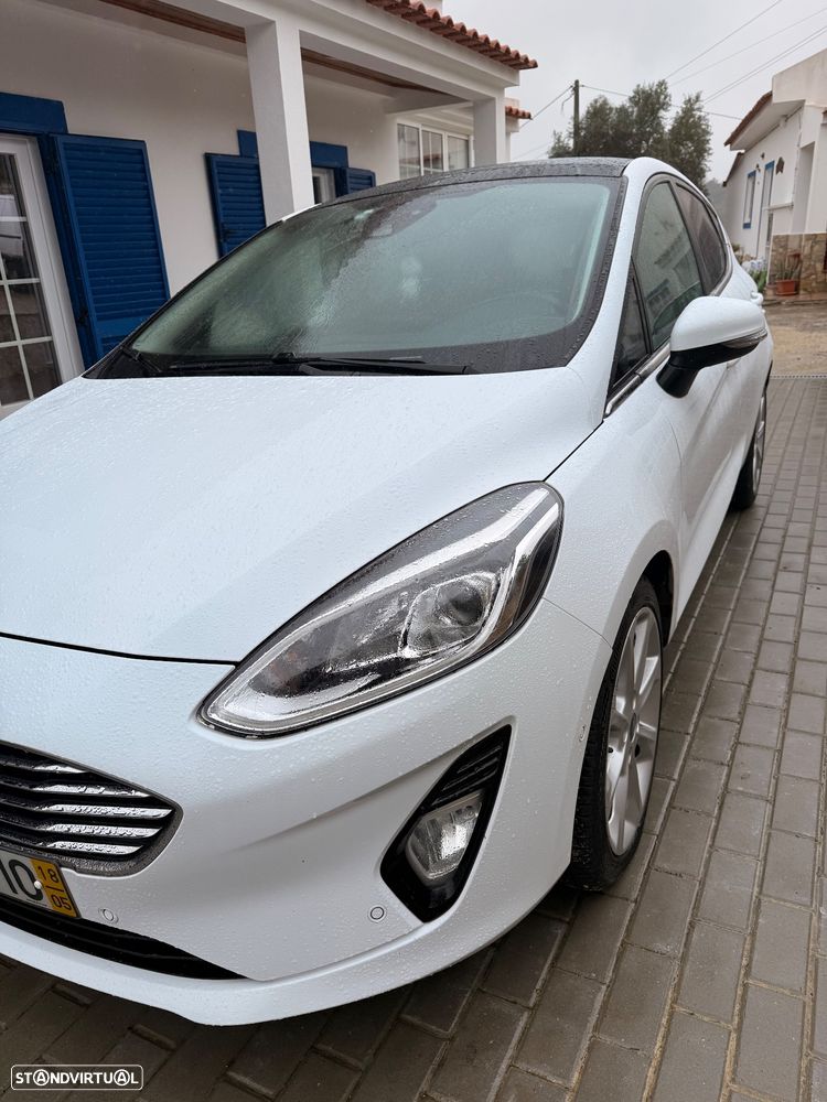 Ford Fiesta 1.0 EcoBoost Titanium - 9