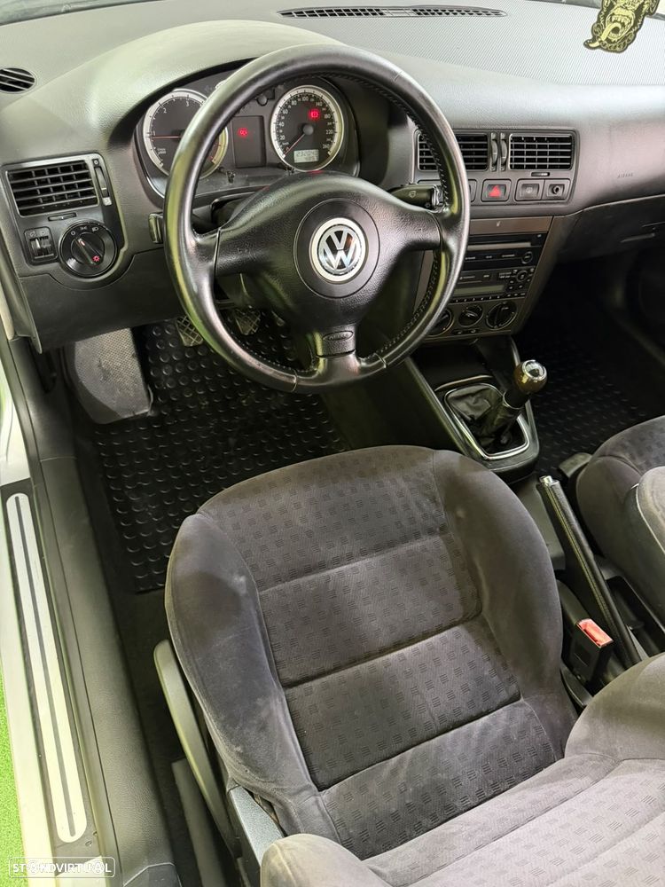 VW Bora 1.9 TDi Highline - 9