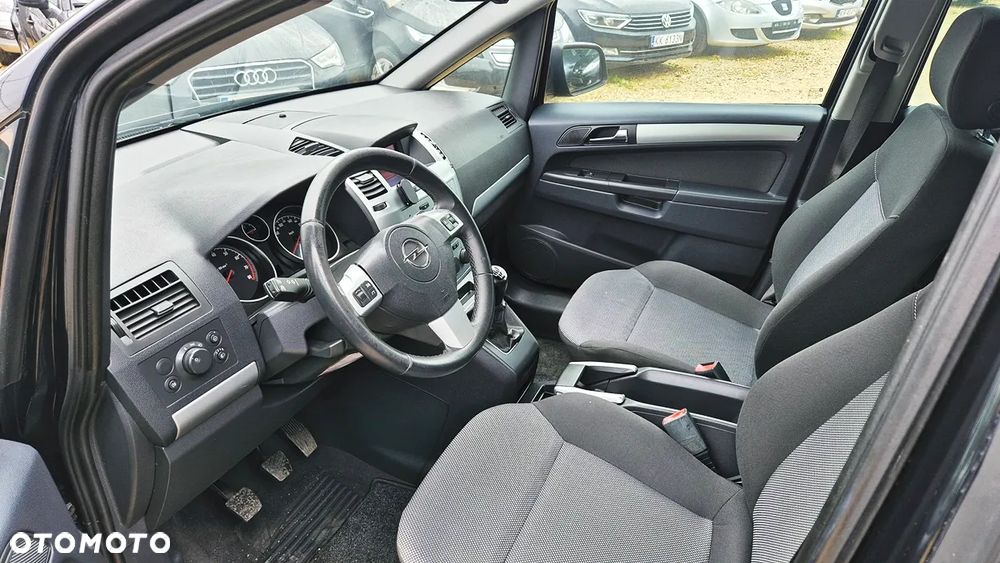 Opel Zafira 1.6 Cosmo EU5 - 33