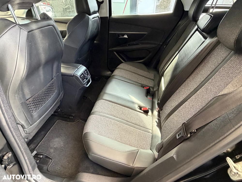 Peugeot 3008 BlueHDi 130 Stop & Start EAT8 Allure - 11