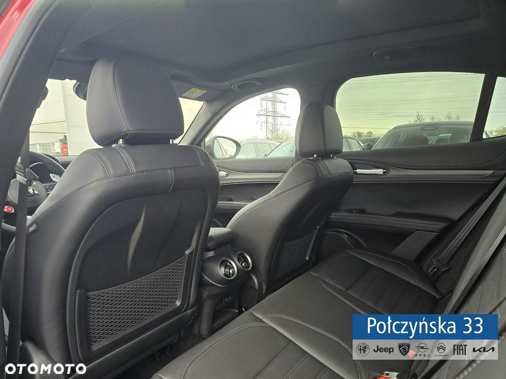 Alfa Romeo Stelvio - 20