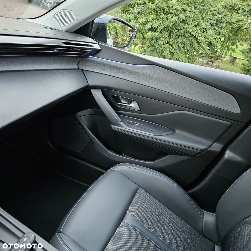 Peugeot 308 1.2 PureTech Allure Pack S&S EAT8 - 26