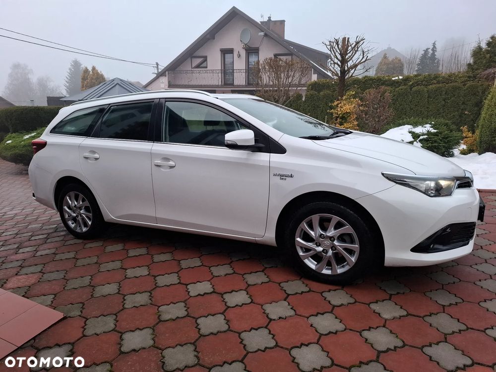 Toyota Auris - 5