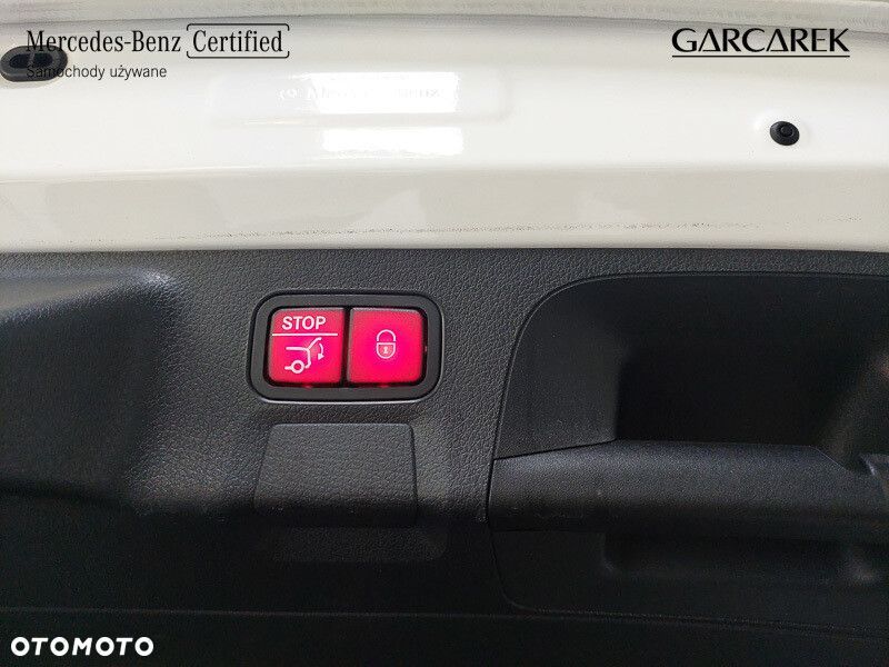 Mercedes-Benz CLA - 16