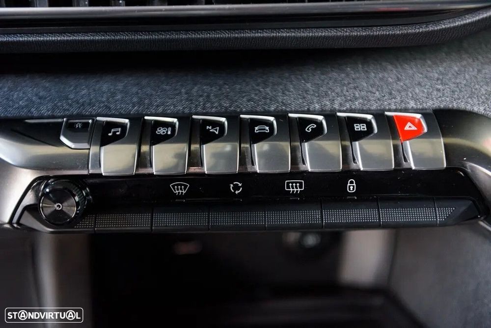 Peugeot 3008 1.5 BlueHDi GT EAT8 - 56