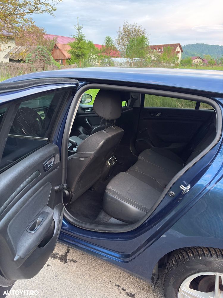 Renault Megane - 7