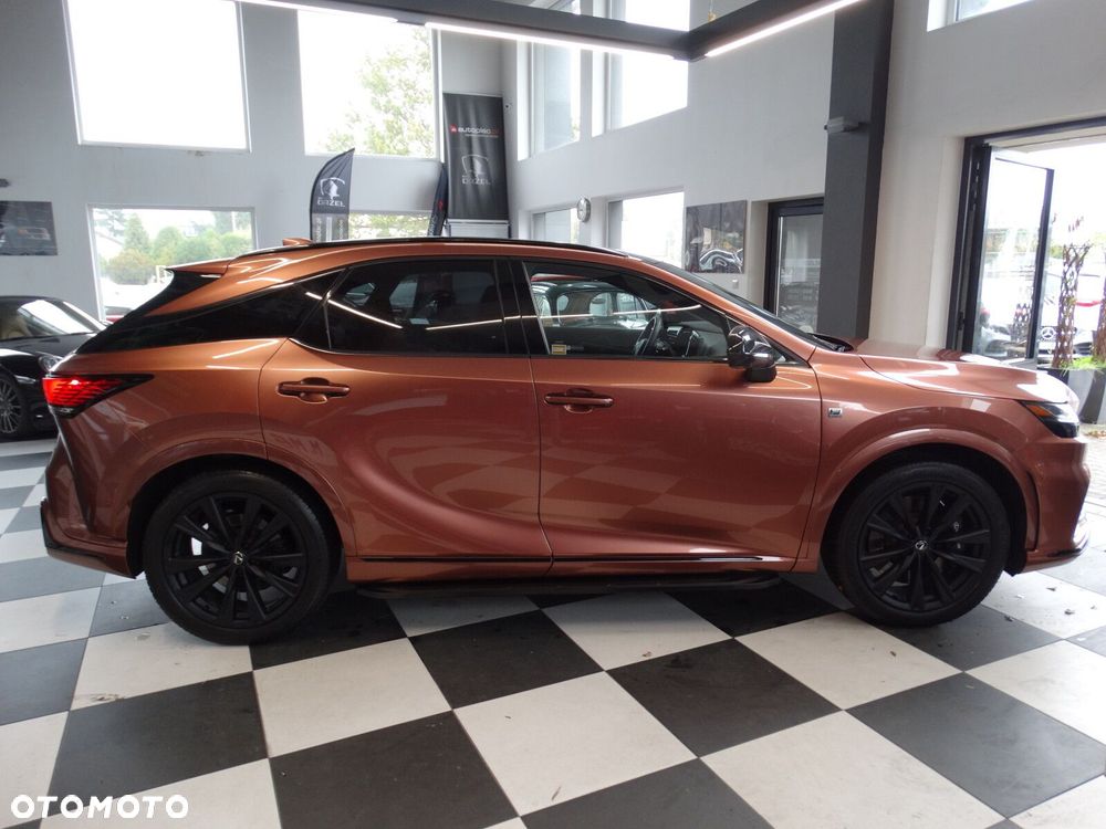 Lexus RX - 4