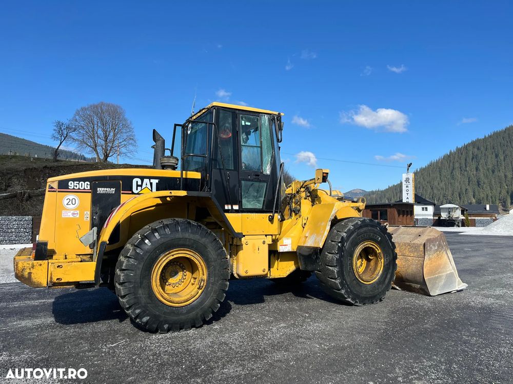 Cat Incărcător frontal 950G